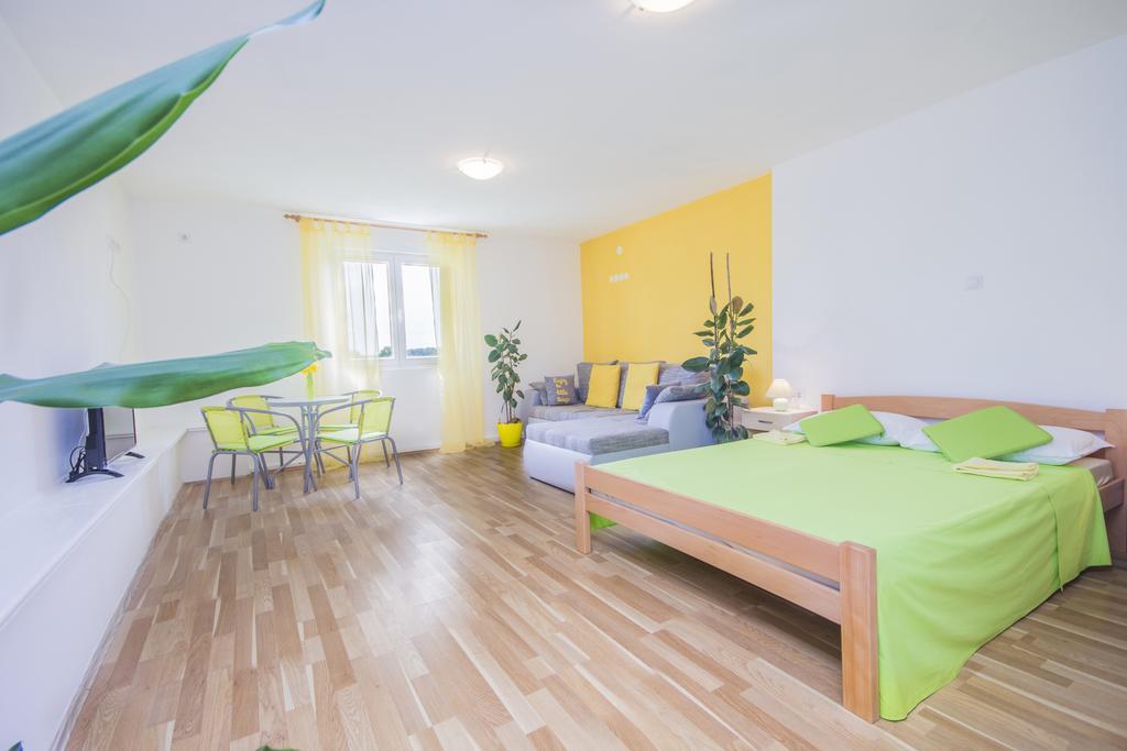 Pula Istria Apartments Eksteriør billede
